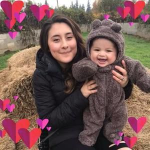 Meet your Posher, Monique